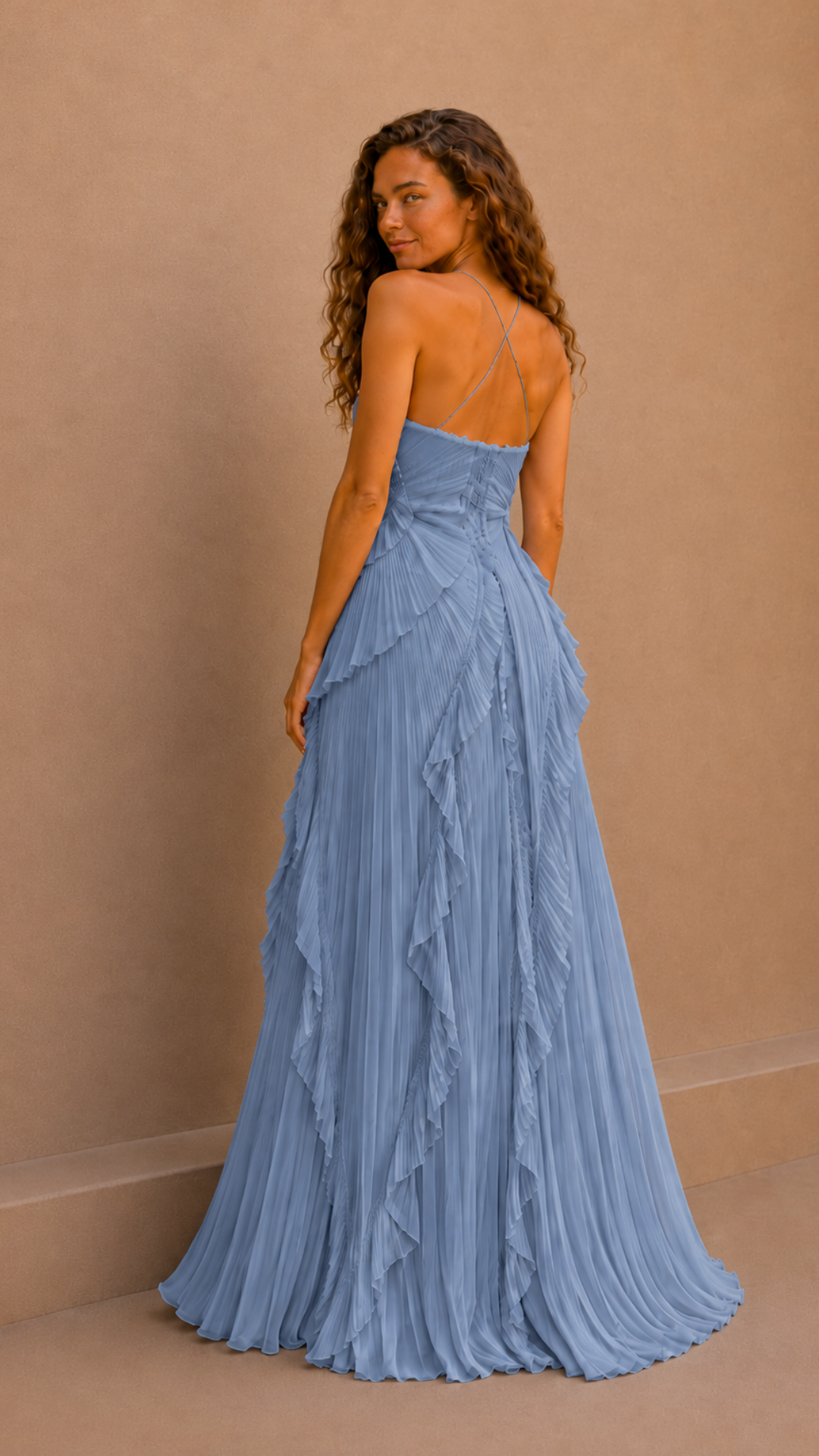 Vestido Plisado Volantes Espalda Abierta